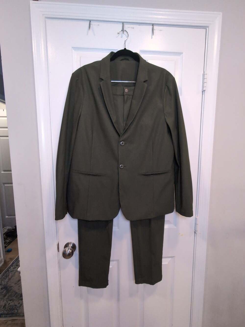 Fabletics Men's The Don Blazer and Matching Trousers Set XL